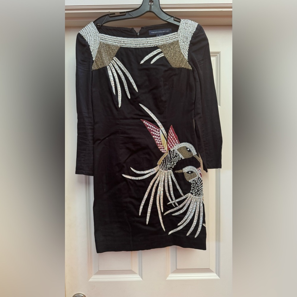 Unique cocktail dress with beading appliqué